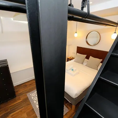 Proche Des Celebres Puces De 4p Apartamento